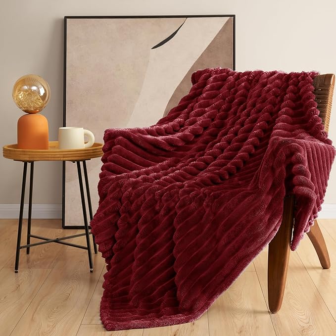 HIMEET Deep Red Ribbed Twin Blanket for Bed - 300GSM Lightweight Soft Fleece Blanket for Men Women, Blankets Graduation Birthday Gifts, Striped Spring Home School Dorm Decor, Deep Red, 60x80 Inches