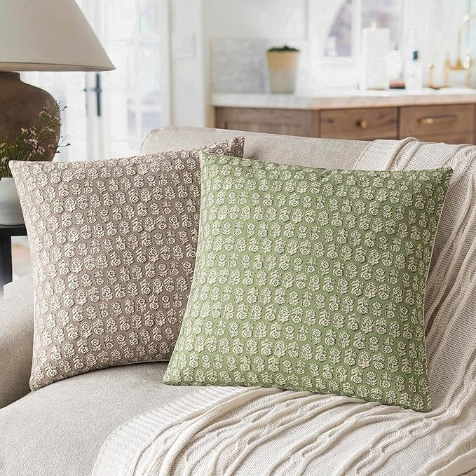 Foindtower Set of 2 Decorative Vintage Floral Print Throw Pillow Covers Neutral Modern Farmhouse Cushion Covers Boho Home Decor for Sofa Chair Couch Bedroom Living Room Outdoor,18×18 Inch,Lime Green