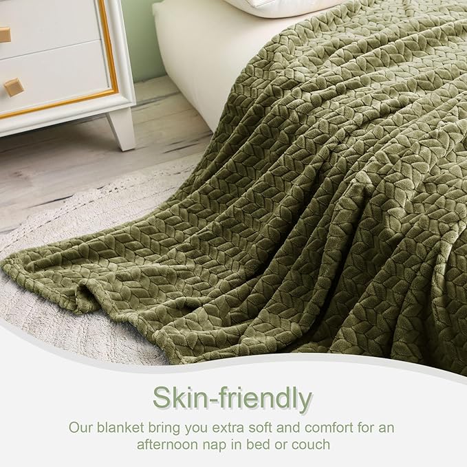Exclusivo Mezcla Fleece Throw Blanket for Couch and Bed, 50x70 Inches Soft Cozy Jacquard Flannel Blankets, Lightweight Fuzzy Plush Warm Throws for Women, Olive Green
