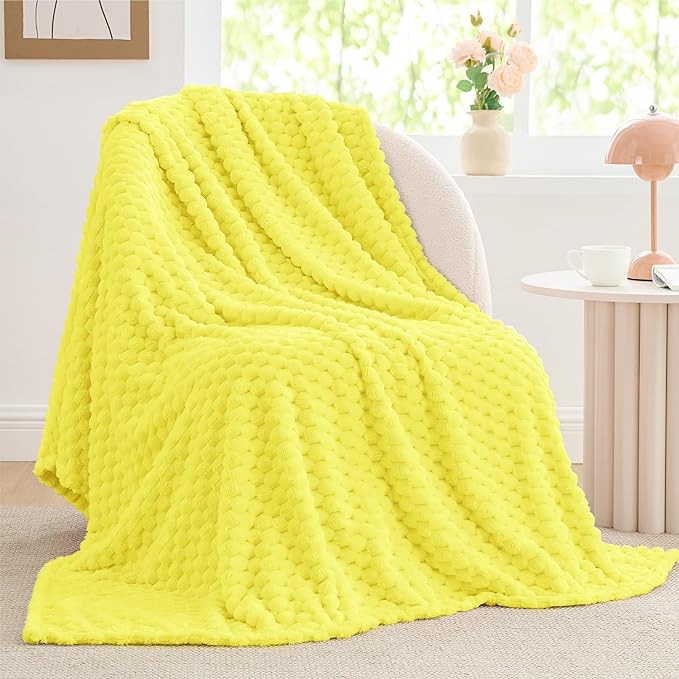 BEDELITE Fleece Throw Blanket for Couch & Bed - 3D Jacquard Decorative Amber Yellow Blanket, Super Soft and Cozy Warm Fuzzy Blanket All Seasons Suitable, 60x80Inches