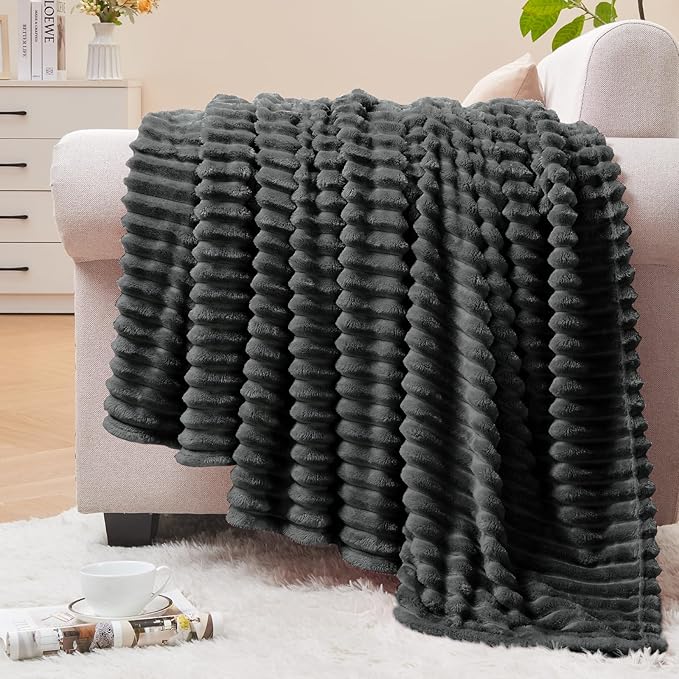BEDELITE Fleece Throw Blanket for Couch – 3D Ribbed Jacquard Soft and Warm Decorative Fuzzy Blanket – Cozy, Fluffy, Plush Lightweight Charcoal Grey Throw Blankets for Bed, Sofa, 50x60 inches