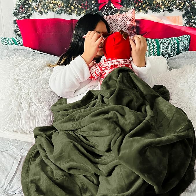 Bedsure GentleSoft Fleece Blanket Twin Size Olive Green - 300GSM Lightweight Plush Fuzzy Cozy Soft Warm Blanket for Bed, Sofa, Couch, Travel, Camping, 60x80 inches