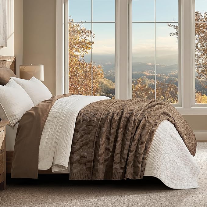 EVERGRACEHOME Modern Checkered Chenille Throw Blanket, Soft Cozy Plaid Knitted Blanket for Sofa & Couch, Decorative Knit Throw for Bed and Living Room, Camel Brown, 60" x 80"