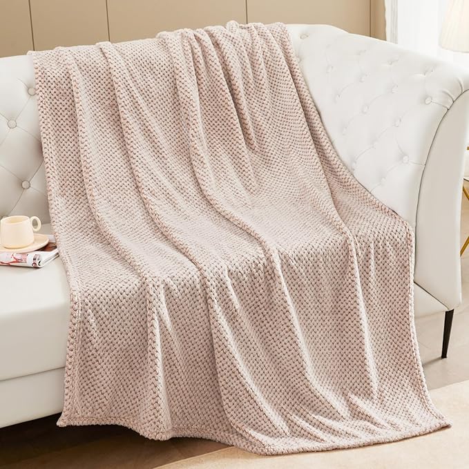 Exclusivo Mezcla Fleece Bed Blanket King Size, Super Soft and Warm Blankets for Couch, Sofa and Bed Waffle Textured, Cozy, Fuzzy and Lightweight (Heather Camel, 90x104 Inches)