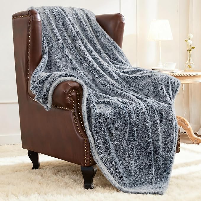 Exclusivo Mezcla Plush Fuzzy Fleece Throw Blanket Extra Large, Super Soft, Fluffy and Warm Blankets for Couch, Bed, All Season (Mixed Navy Blue, 50x70 inches)