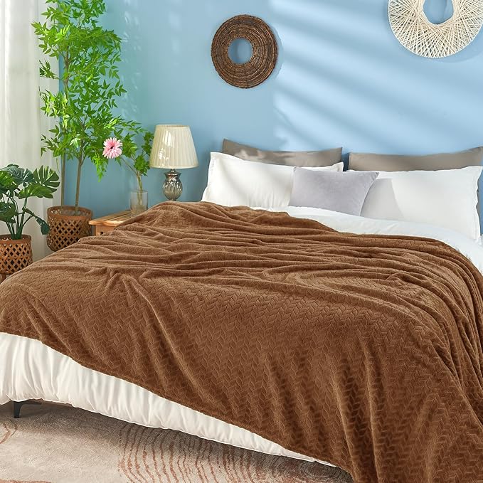 inhand Fleece Twin Blanket for Bed Chocolate Brown Throw Blanket for Couch Super Soft Cozy Warm Blankets and Throws Lightweight Fuzzy Large Blanket for Sofa Bed Office,60x90 inches