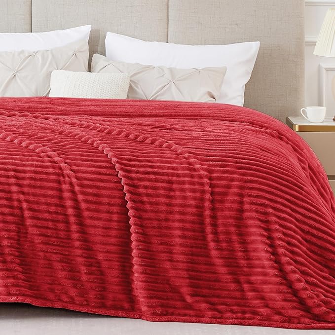 BEDELITE Fleece Blanket Queen Size – 3D Ribbed Jacquard Soft and Warm Decorative Fuzzy Blankets – Cozy, Fluffy, Plush Lightweight Throw Blankets for Couch, Bed, Sofa(Red, 90x90 inches)