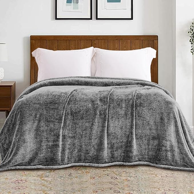 Exclusivo Mezcla Plush Fuzzy Fleece Throw Blanket Extra Large, Super Soft, Fluffy and Warm Blankets for Couch, Bed, All Season (Mixed Black, 50x70 inches)