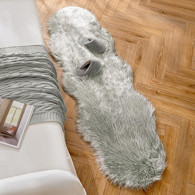 MIULEE Luxury Super Soft Fluffy Area Rug Faux Fur Sheepskin Rug Decorative Plush Shaggy Carpet for Bedside Sofa Floor Nursery 2 x 6 Feet, Light Grey