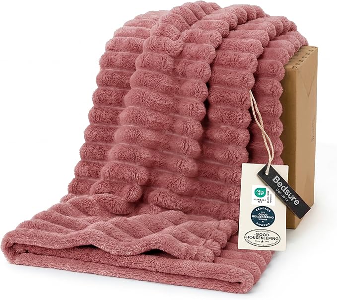 Bedsure GentleSoft Dusty Pink Twin XL Blanket for Bed - Cozy Soft Blankets for Women, Cute Small Fleece Throws for Girls, Birthday Gifts for Women Decor Gifts for Mom, 66x90 Inches