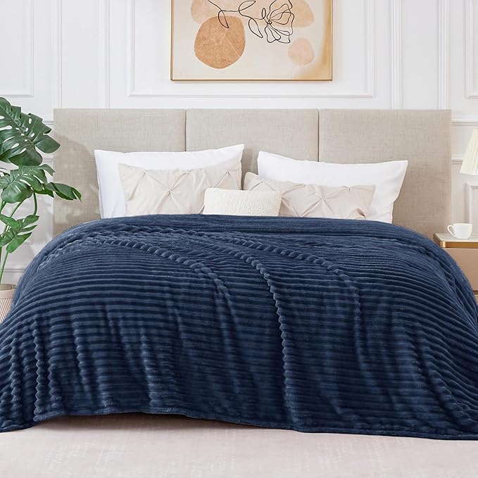 BEDELITE Fleece Blanket King Size – 3D Ribbed Jacquard Soft and Warm Decorative Fuzzy Blankets – Cozy, Fluffy, Plush Lightweight Throw Blankets for Couch, Bed, Sofa(Navy Blue, 108x90 inches)