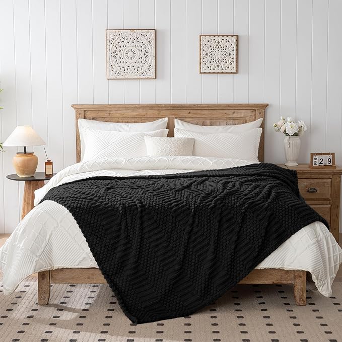 50x70 Inch Black Throw Blanket - Soft & Fluffy Fleece, Cute & Aesthetic, Perfect for Sofa, Couch, Chair, Bed, Living Room & Bedroom, All-Season Use, Plush & Cozy Decorative Blanket