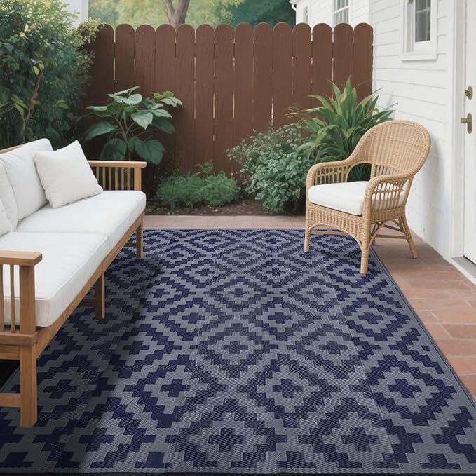 Outdoor Rug, Reversible Polypropylene 6 x 9 ft, Blue Grey Lattice