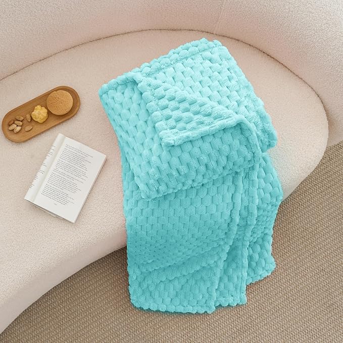 BEDELITE Fleece Blanket - 3D Jacquard Decorative Aqua Throw Blankets for Couch & Bed, Soft and Cozy Warm Plush Fluffy Blanket All Seasons Suitable, 50x60Inches