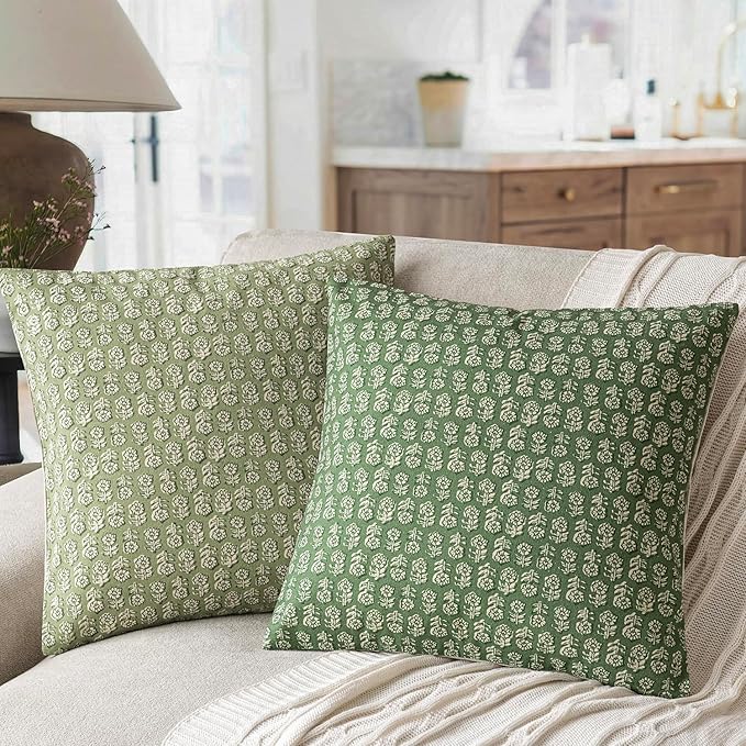 Foindtower Set of 2 Decorative Neutral Floral Print Throw Pillow Covers Vintage Accent Farmhouse Cushion Covers Boho Home Decor For Sofa Chair Couch Bedroom Living Room Outdoor,18×18 Inch,Forest Green
