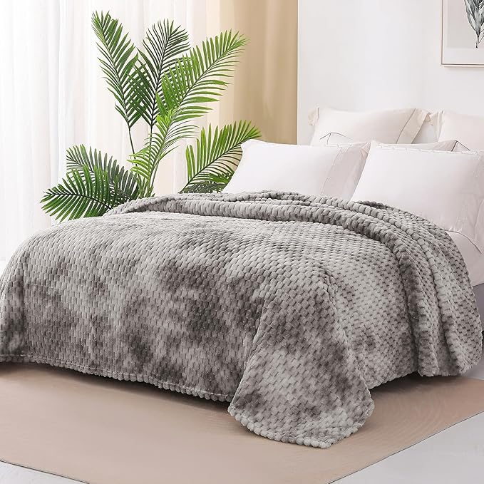 Exclusivo Mezcla Fleece Twin Blanket for Bed, Extra Large Fuzzy Tie-dye Grey Bed Blankets, Soft Cozy Plush Sofa Throws for All Seasons, 90x66 Inches