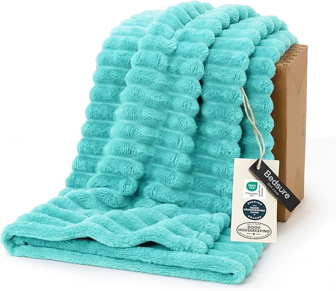 Bedsure GentleSoft Blue Twin XL Blanket for Bed - Cozy Soft Blankets for Women, Cute Small Fleece Throws for Girls, Birthday Gifts for Women Decor Gifts for Mom, Blue Fog, 66x90 Inches