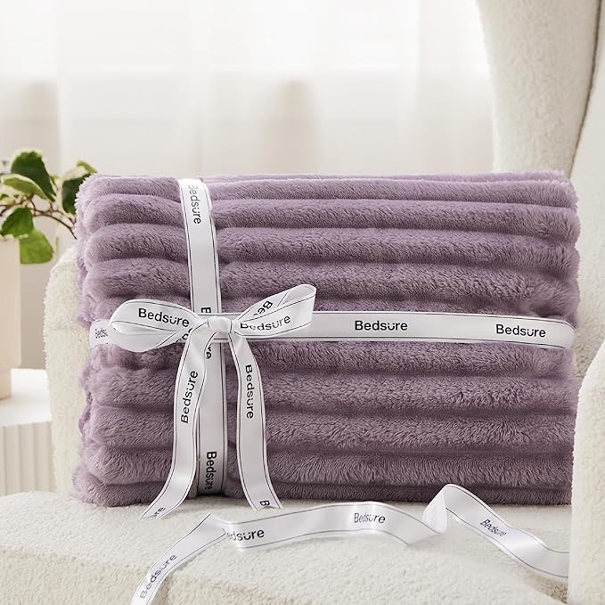 Bedsure GentleSoft Light Purple Throw Blanket for Couch - Cozy Soft Blankets for Women, Cute Small Throws for Girls, Mothers Gifts Day for Mom Women Wife, Purple Gifts Home Room Decor, 50x60 Inches