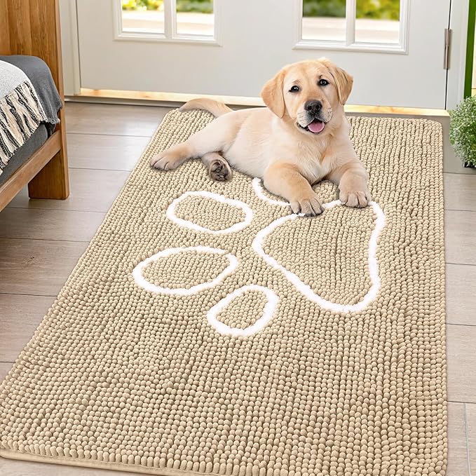 Smiry Dog Door Mat for Muddy Paws, Absorbent Dirt Trapper Non Slip Quick Dry Washable Chenille Mat for Mud Dogs, Entry Rug for Indoor and Outdoor (44x32 Inches, Beige and White)