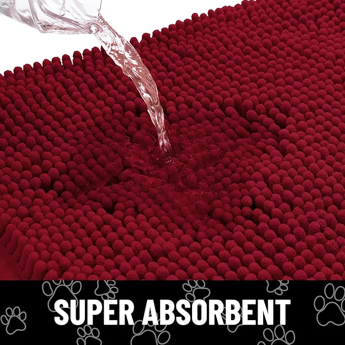 Smiry Dog Door Mat for Muddy Paws, Absorbent Dirt Trapper Non Slip Quick Dry Washable Chenille Mat for Mud Dogs, Entry Rug for Indoor and Outdoor (24x16 Inches, Red and White)