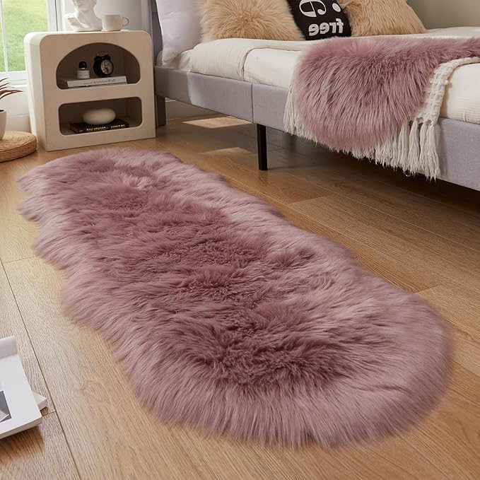 EasyJoy Ultra Soft Fluffy Shaggy Area Rug Faux Fur Rug Chair Cover Seat Pad Fuzzy Area Rug for Bedroom Floor Sofa Living Room (2 x 6 ft Sheepskin, Light Purple)
