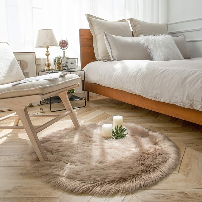 Ashler Faux Fur Rug - Fluffy Shaggy Area Rug, Ultra Soft 3 x 3 Feet Round, Beige Fuzzy Machine Washable Shag, Nursery Decor Throw for Bedroom, Kids Room, Living Room