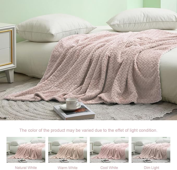 Exclusivo Mezcla Fleece King Size Blanket for Bed, 90x104 Inches Soft Cozy Jacquard Flannel Blankets, Lightweight Fuzzy Plush Warm for Women, Camel