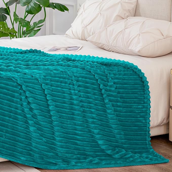 BEDELITE Fleece Blanket King Size – 3D Ribbed Jacquard Soft and Warm Decorative Fuzzy Blankets – Cozy, Fluffy, Plush Lightweight Throw Blankets for Couch, Bed, Sofa(Blue, 108x90 inches)