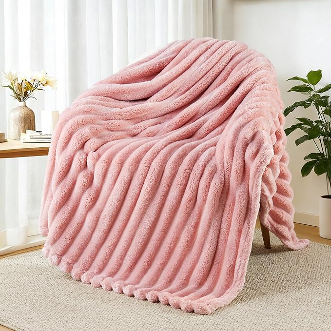 Exclusivo Mezcla Fleece Throw Blanket for Couch, Super Soft Striped Jacquard Bed Blanket, Lightweight Fuzzy Cozy for All Seasons, 50x60 Inches, Pink