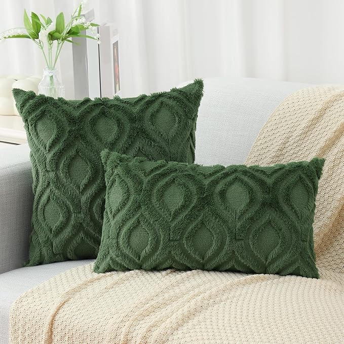 decorUhome Throw Pillow Covers 18x18 Inch Set of 2, Soft Plush Faux Wool Forest Elf Solid Couch Pillow Covers, Accent Farmhouse Neutral Square Pillow Cases for Sofa Bed Living Room