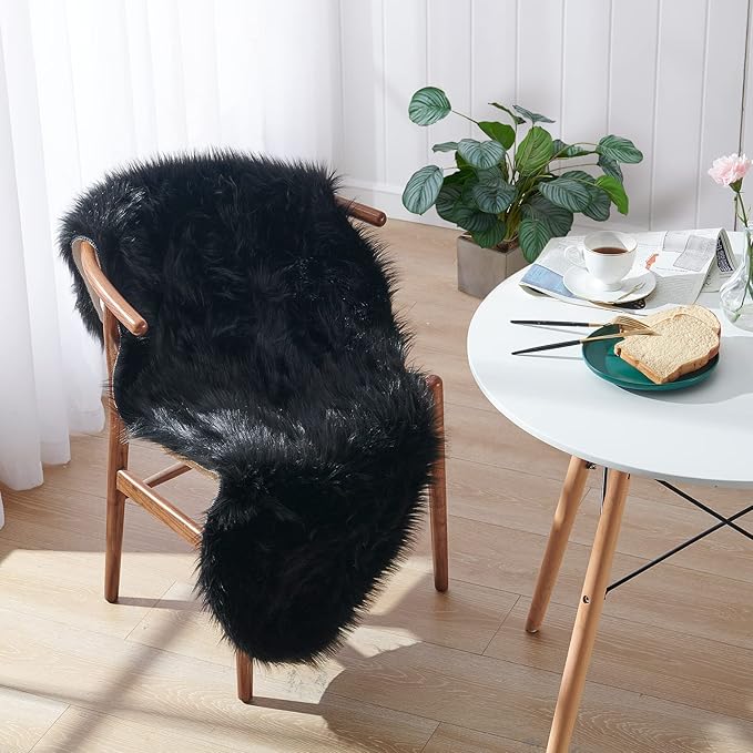 Small Faux Fur Rug, 2x4 ft Ultra Soft Sheepskin Rug Chair Sofa Cover Seat Pad, Black Fluffy Shag Rug for Bedroom Nursery Kids Room, Luxury Shaggy Rugs Fuzzy Plush Floor Carpets, Cute Dorm Home Decor