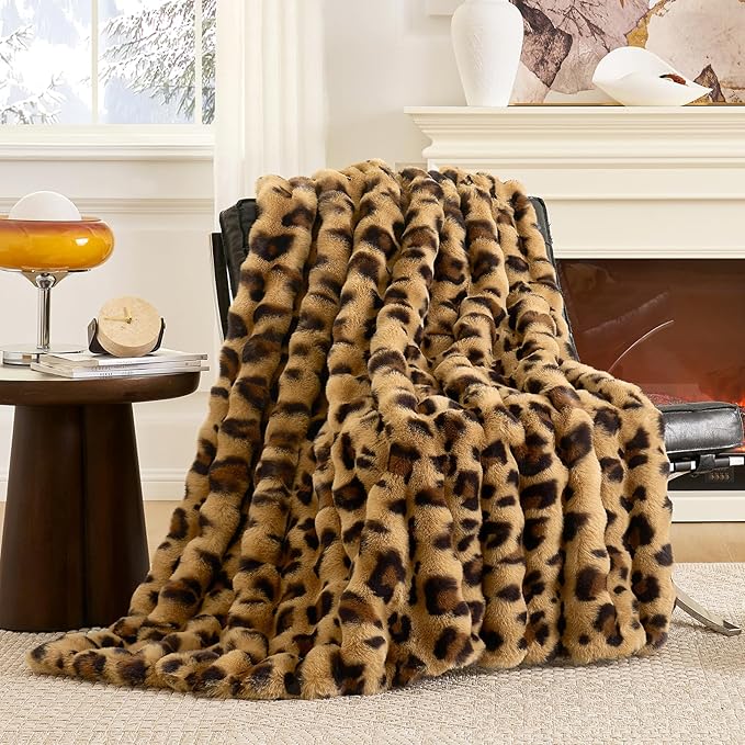 Cozy Bliss Cheetah Leopard Print Faux Fur Throw Blanket for Couch, Fuzzy Soft Plush Thick Bubble Blanket for Sofa Bedroom Living Room, 60x80 Inches Brown
