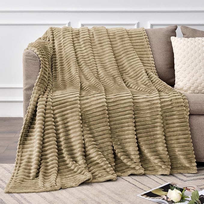 BEDELITE Fleece Blanket Twin Size – 3D Ribbed Jacquard Soft and Warm Decorative Fuzzy Blankets – Cozy, Fluffy, Plush Lightweight Throw Blankets for Couch, Bed, Sofa(Brown, 60x80 inches)