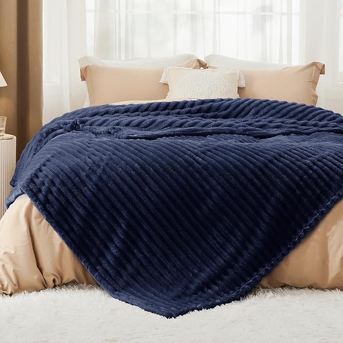 Bedsure GentleSoft Navy Blue Full Blanket for Bed - Cozy Soft Blankets for Women, Cute Large Throws for Girls, Navy, 84x90 Inches