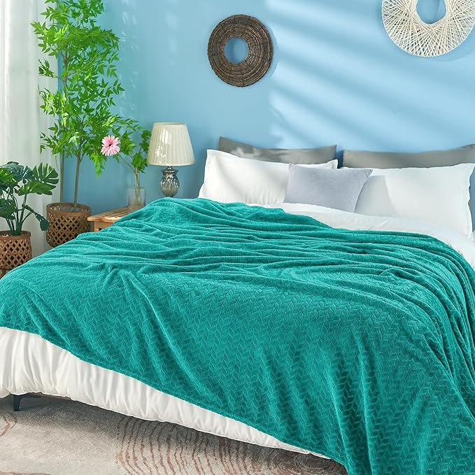 inhand Teal Fleece Twin Blanket, Super Soft Flannel Cozy Blankets for Adults, Lightweight Leaves Pattern Fuzzy Blanket for Couch Sofa Bed Office, Warm Plush Blankets for All Season, 60x90 Inches
