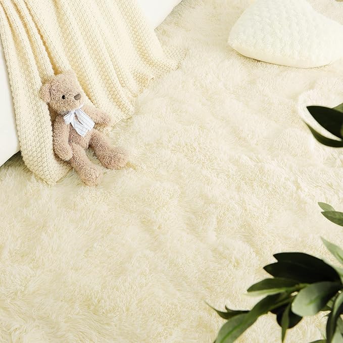 LOCHAS Ultra Soft Indoor Modern Area Rugs Fluffy Living Room Carpets for Children Bedroom Home Decor Nursery Rug 6x9 Feet, Light Champagne