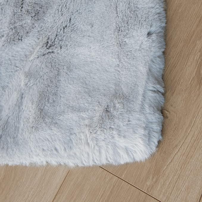 ORINOVA Washable Furry 5ft Round Area Rugs for Living Room Bedroom Light Grey Circle Faux Rabbit Shaggy Fur Rug Teen Room Décor