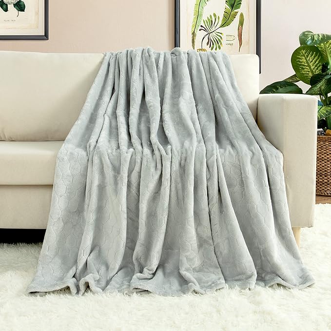 TOONOW Fleece Blanket Super Soft Cozy Throw Blanket 50" x 60", Lightweight Fuzzy Comfy Textured Flannel Blanket Warm Plush Throw Blankets for Couch, Sofa, Bed, Mirage Gray