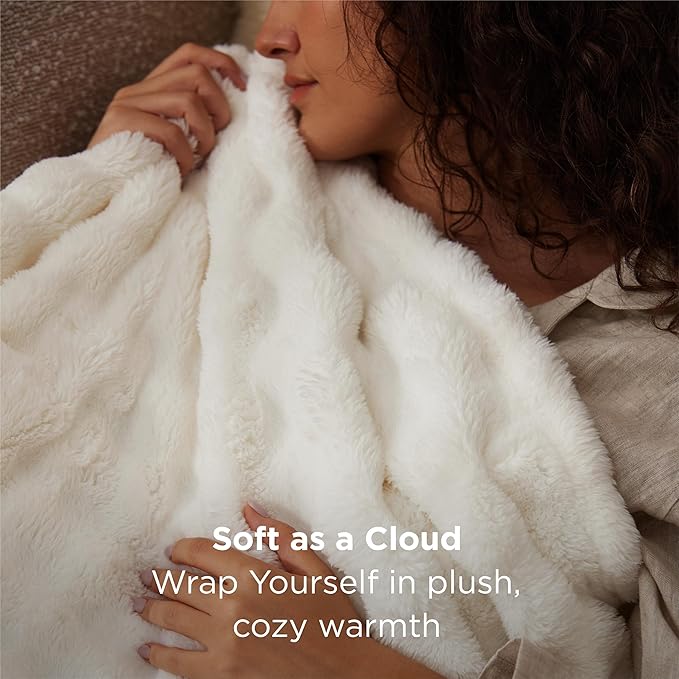 Bedsure 3D Fleece Bubble Blanket for Couch - GentleSoft White Spring Throw Blanket for Sofa Bed Room Decor - Luxury Soft Cozy Blanket Gifts for Kids, Lightweight, Off White, 50"×60"