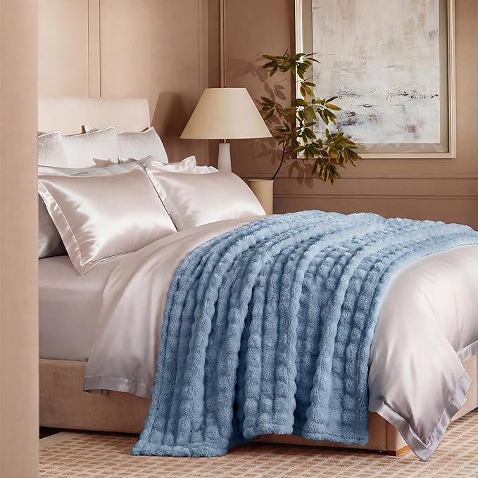 Bedsure 3D Fleece Bubble Blanket - GentleSoft Blue Queen Blanket for for Bed Sofa Room Decor - Luxury Soft Cozy Spring Gifts for Kids Girls, Lightweight, All Seasons, Celestial Blue, 90"×90"