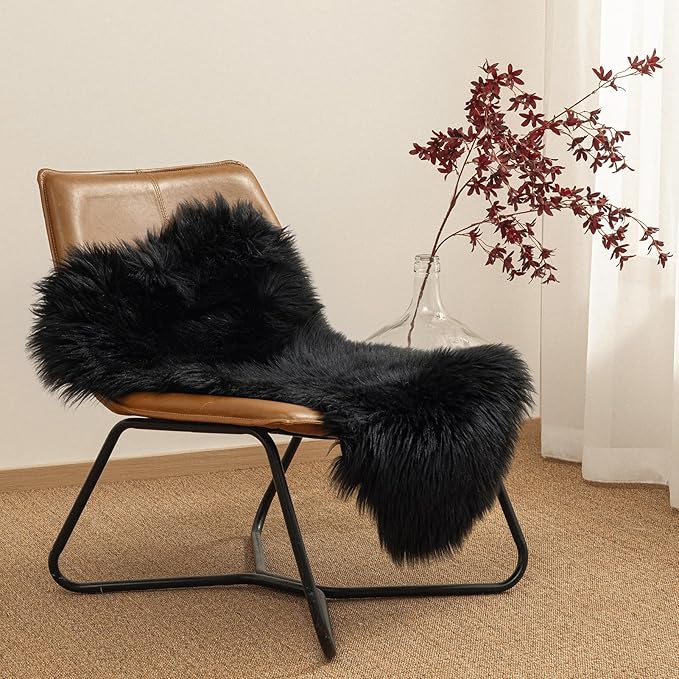 Ashler Faux Fur Rug, Black Area Rugs, Fluffy Sheepskin Fur Rug, Fuzzy Ultra Soft 2 x 3 Ft Rugs, Machine Washable Shag Rug, Nursery Throw Rugs for Bed, Living, Kids Room