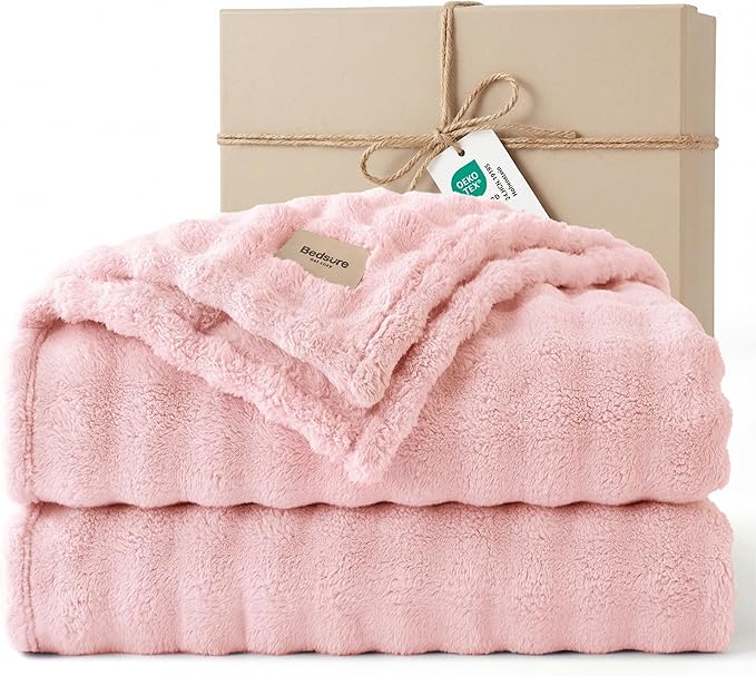 Bedsure 3D Fleece Bubble Blanket - GentleSoft Pink King Blanket for Bed Sofa Room Decor - Luxury Soft Cozy Gifts for Kids Girls, Lightweight, All Seasons, Pink, 108"×90"