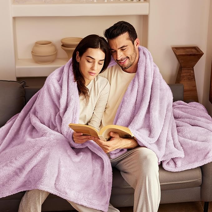 Exclusivo Mezcla Plush Fuzzy Fleece Throw Blanket Extra Large, Super Soft, Fluffy and Warm Blankets for Couch, Bed, All Season (Light Purple, 50x70 inches)