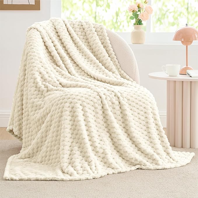 BEDELITE Fleece Blanket Twin for Bed Couch, 3D Jacquard Decorative Cream Throw, Soft Cozy Warm Plush Fuzzy, 60x80Inches