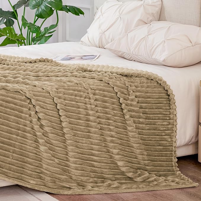 BEDELITE Fleece Blanket King Size – 3D Ribbed Jacquard Soft and Warm Decorative Fuzzy Blankets – Cozy, Fluffy, Plush Lightweight Throw Blankets for Couch, Bed, Sofa(Brown, 108x90 inches)