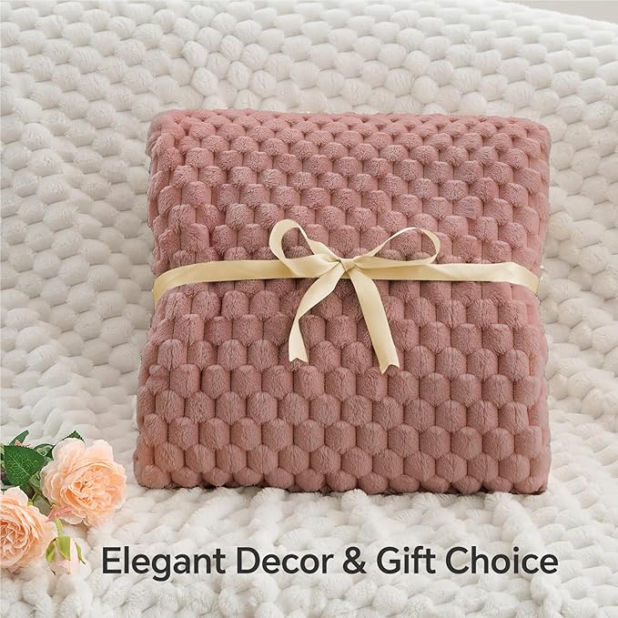 BEDELITE Fleece Blanket - 3D Jacquard Decorative Dusty Pink Throw Blankets for Couch & Bed, Soft and Cozy Warm Plush Fluffy Blanket All Seasons Suitable, 50x60Inches