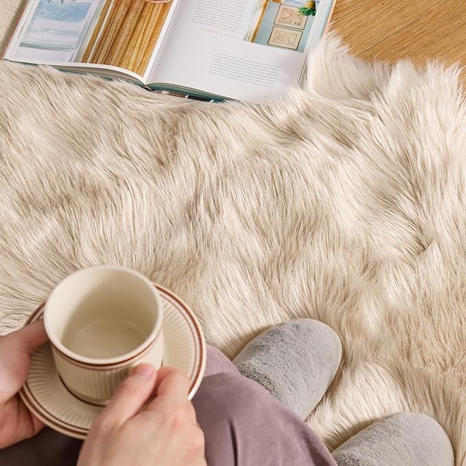 MIULEE Fluffy Rug Soft Shaggy Faux Fur Area Rug Luxury Plush Sheepskin Carpet for Bedroom Living Room Sofa Chair 2 x 3 Feet, Beige