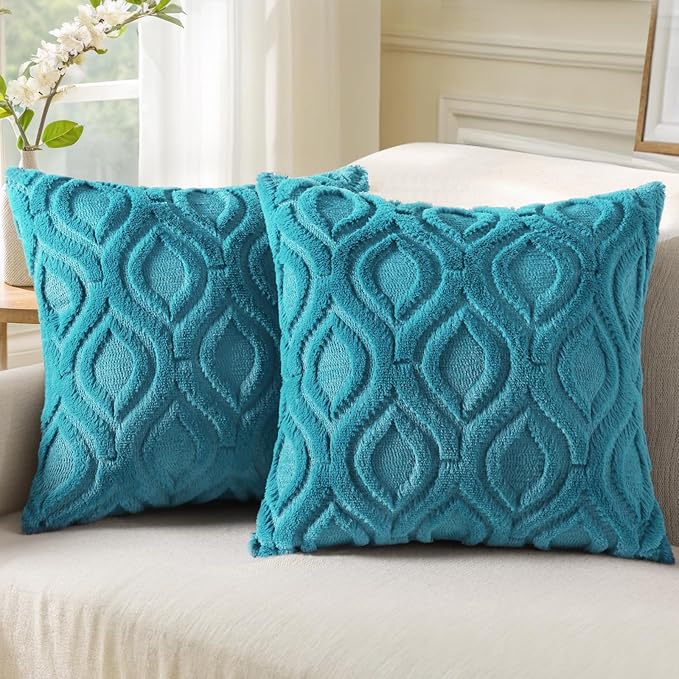 decorUhome Summer Throw Pillow Covers 18x18 Inch Set of 2, Soft Plush Faux Wool Teal Solid Couch Pillow Covers, Accent Farmhouse Neutral Square Pillow Cases for Sofa Bed Living Room