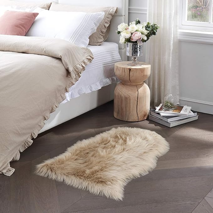 Faux Fur Rug Sofa Chairs Cover, Beige Small Rug for Bedroom, 2X3 Shaggy Furry Rugs for Kids Room, Shag Fluffy Rugs for Nursery Room, Soft Fuzzy Plush Carpet