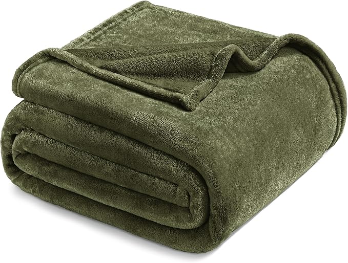 Exclusivo Mezcla Fleece Blanket Twin Size for Bed, Super Soft and Warm, All Season, Cozy, Plush, Lightweight, 90x66 Inches, Olive Green
